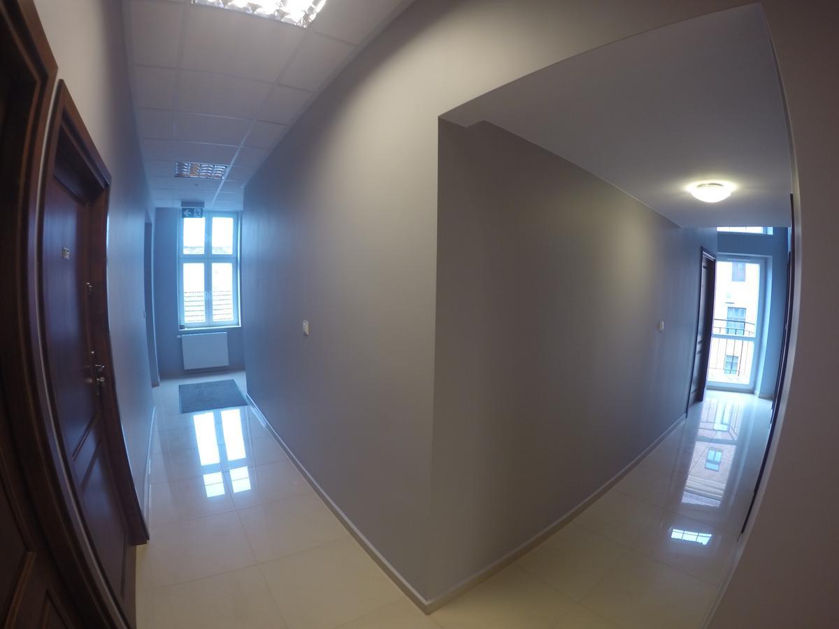 Smart Apart Hotel Krakau Buitenkant foto