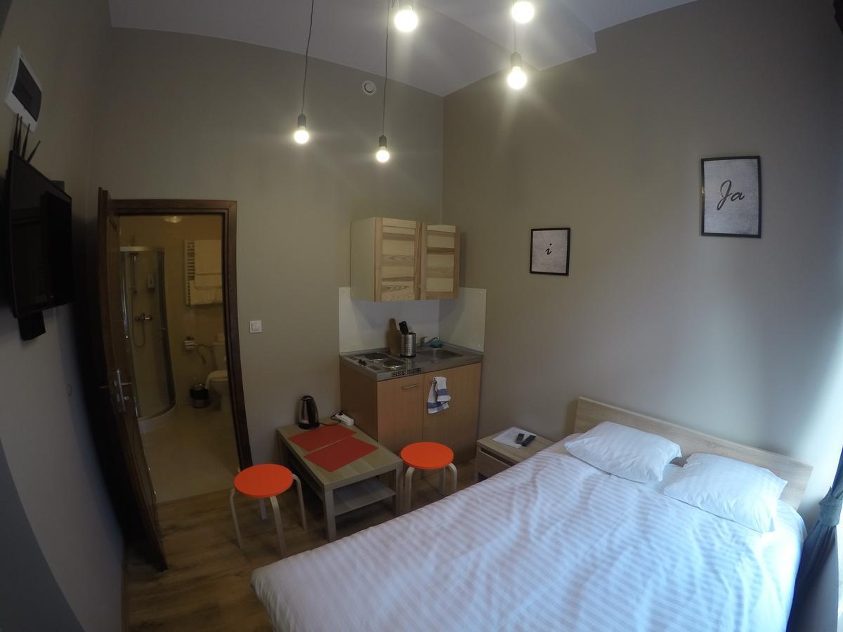 Smart Apart Hotel Krakau Buitenkant foto
