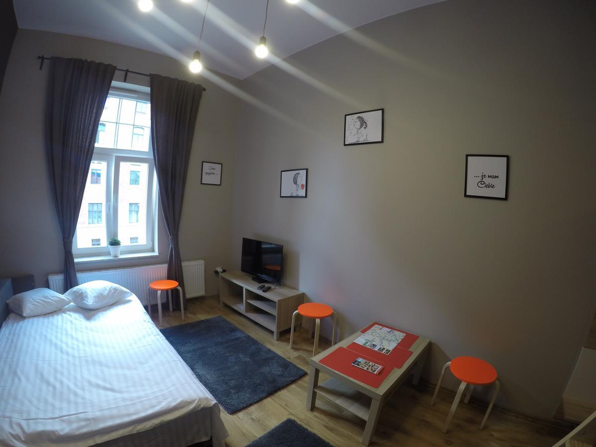 Smart Apart Hotel Krakau Buitenkant foto