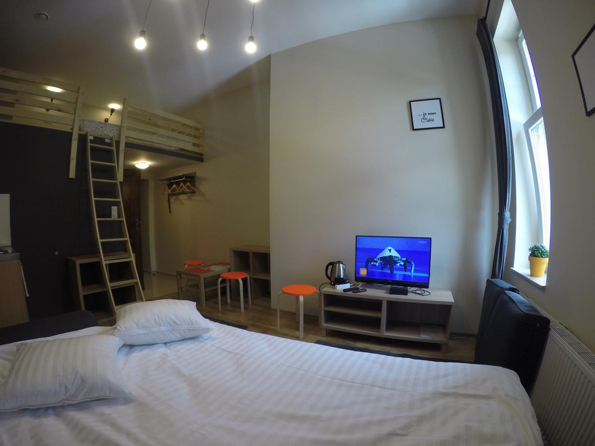 Smart Apart Hotel Krakau Buitenkant foto