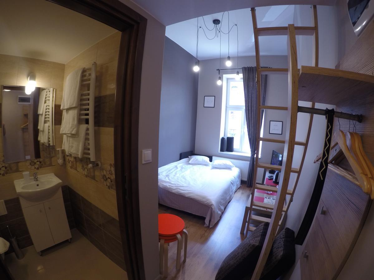 Smart Apart Hotel Krakau Buitenkant foto