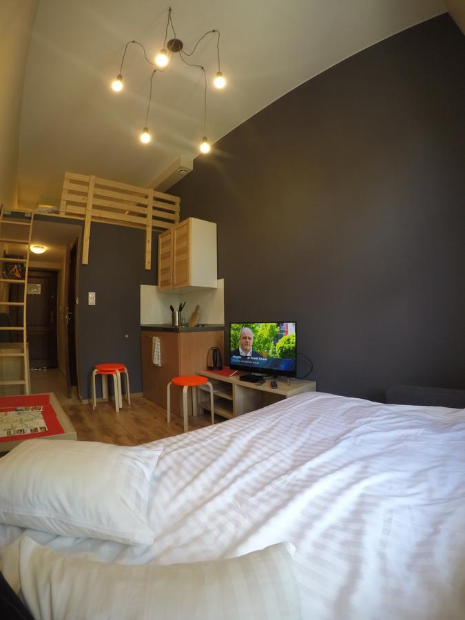 Smart Apart Hotel Krakau Buitenkant foto