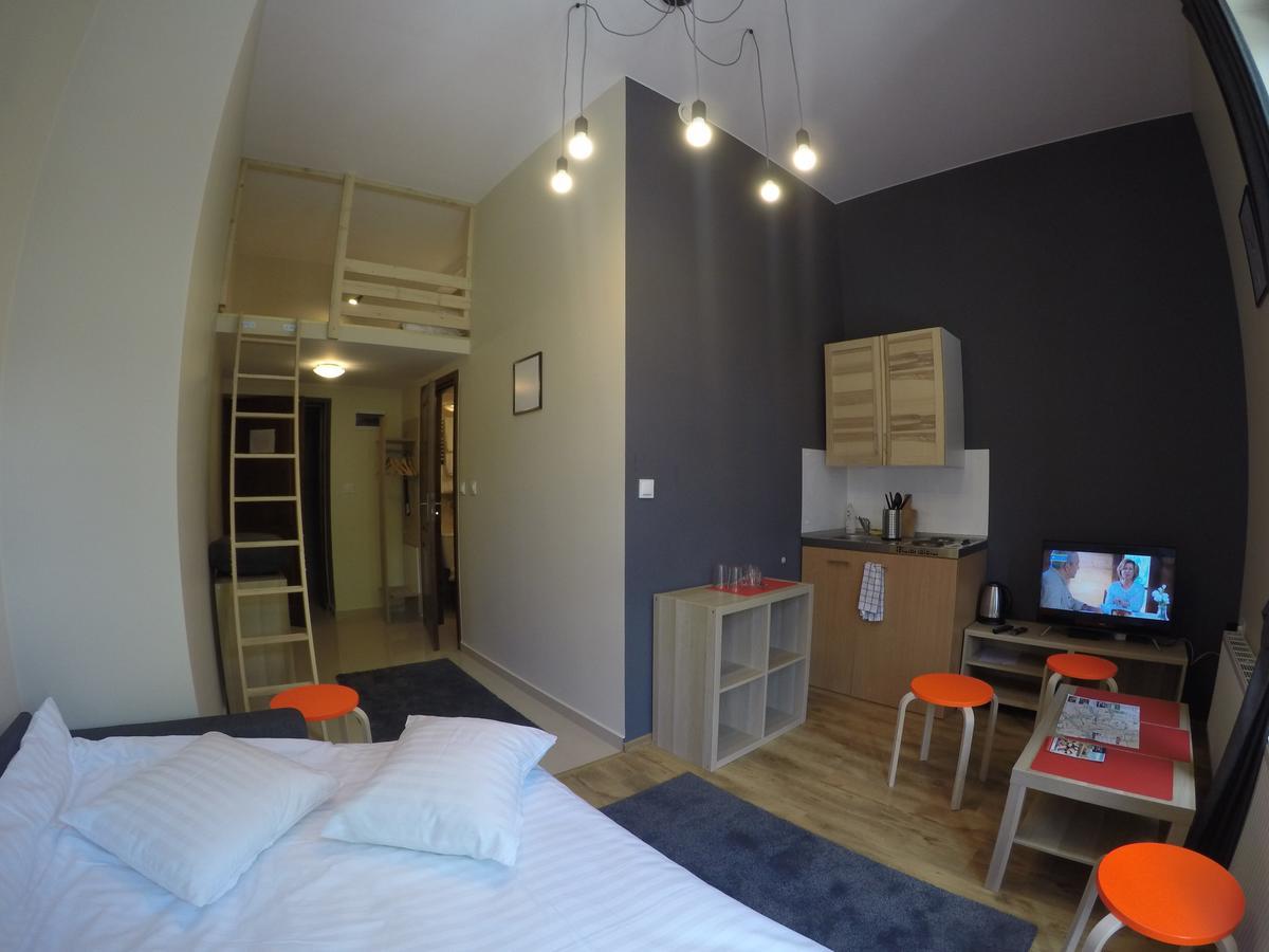 Smart Apart Hotel Krakau Buitenkant foto